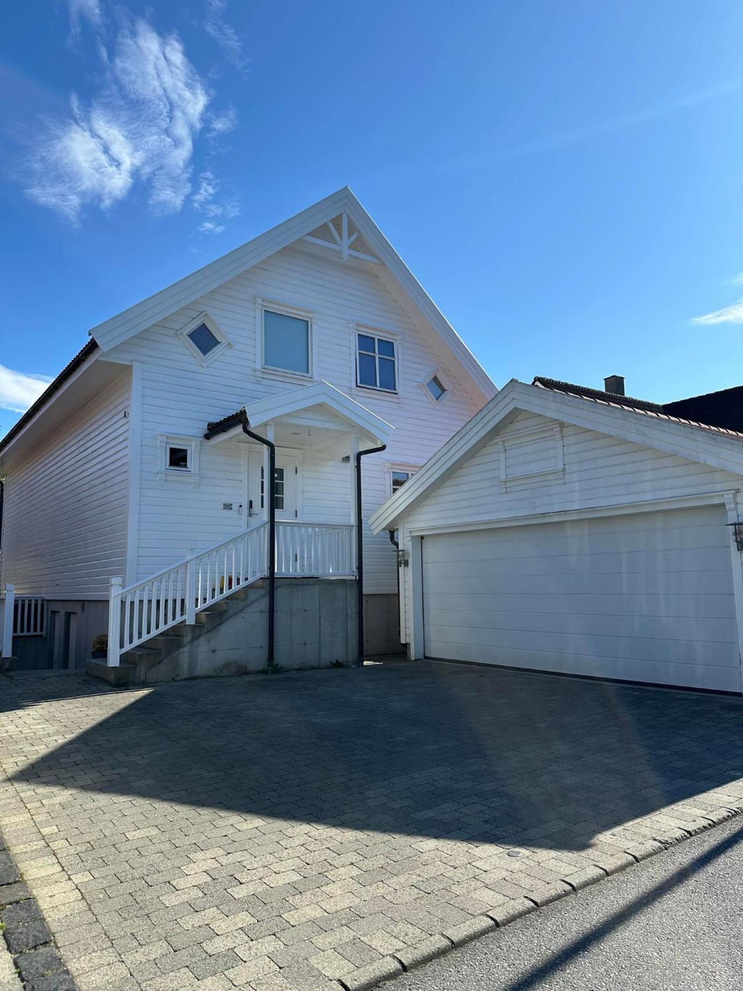 3 Bedroom House Near For Ons 2024 Villa Stavanger
